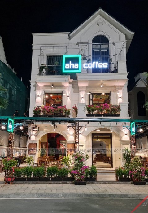 AHA CAFE  OCEAN PARK